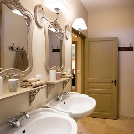 Lägenhet Les Hauts De Climatises *